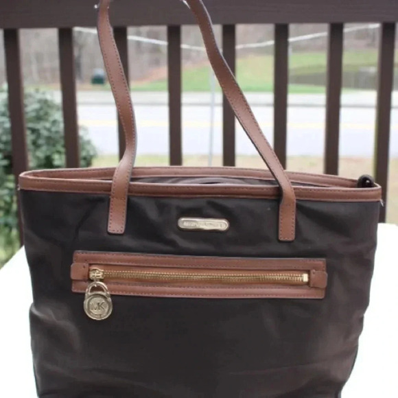 Michael Kors tote bag - Picture 14 of 14